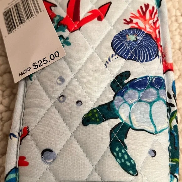 Vera Bradley Accessories - Picture 7 of 16